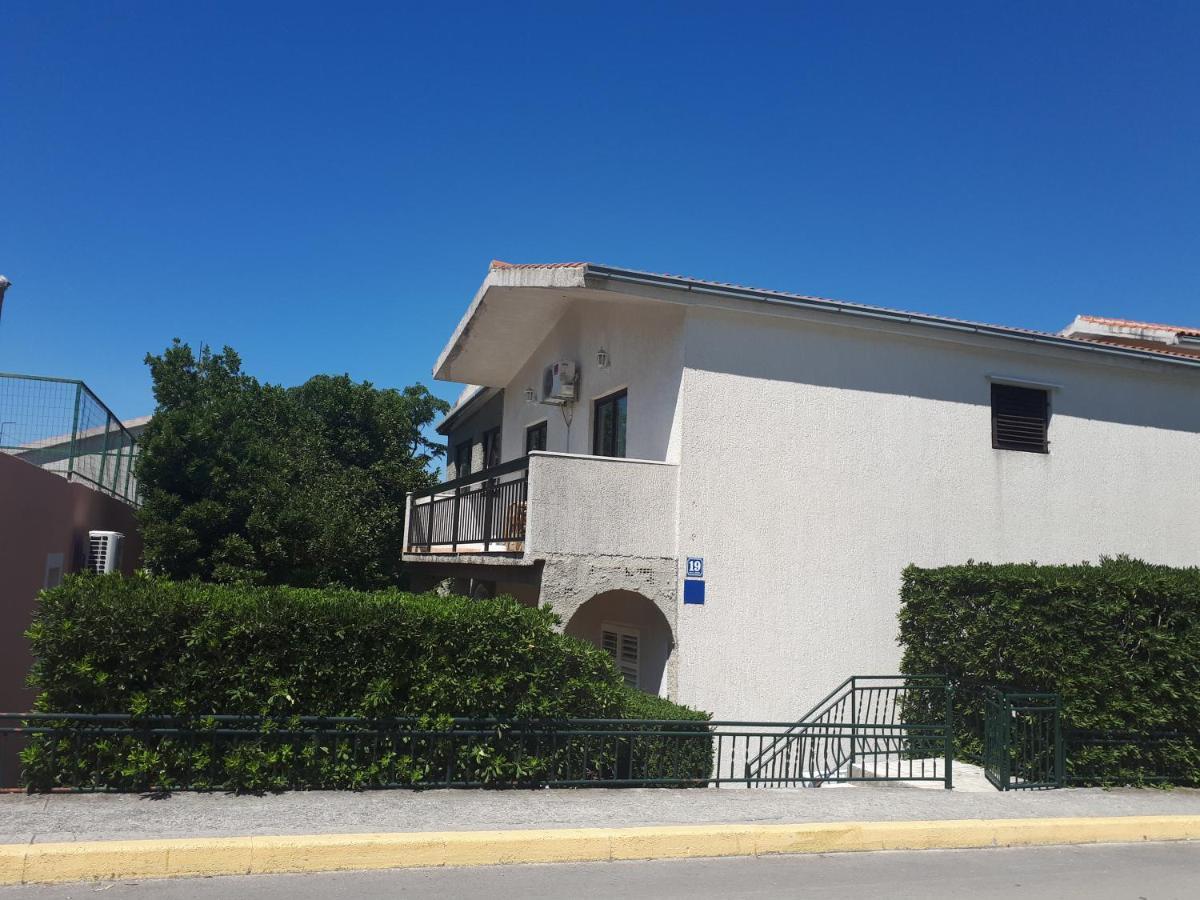 Apartman Emilio Башка-Вода Экстерьер фото